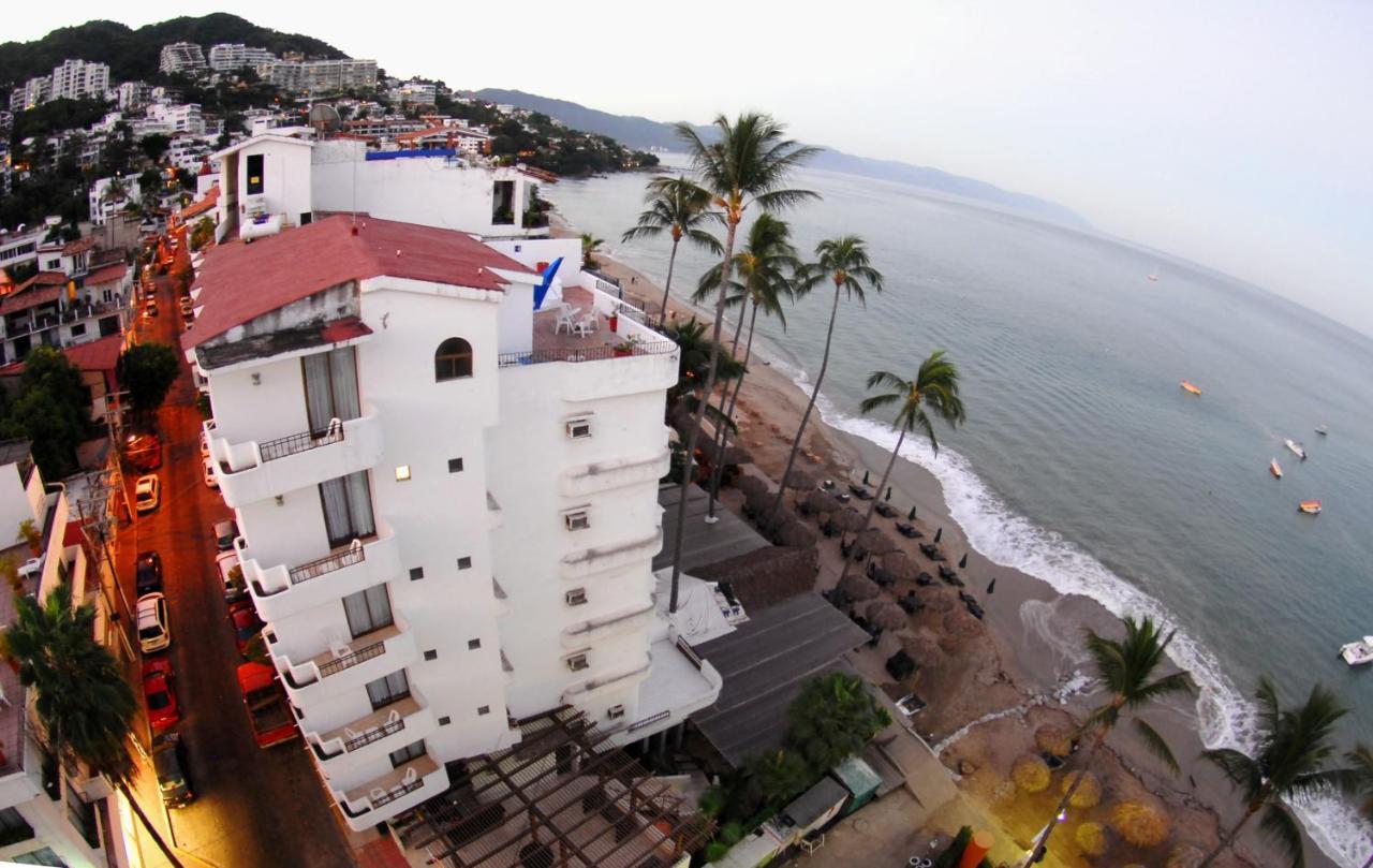 Emperador Vallarta Beachfront Hotel And Suites Puerto Vallarta Bagian luar foto
