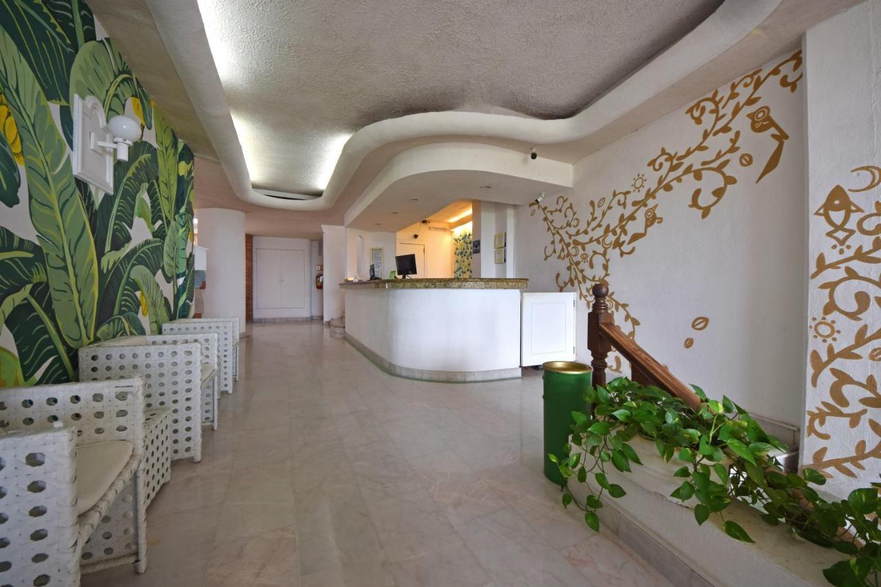 Emperador Vallarta Beachfront Hotel And Suites Puerto Vallarta Bagian luar foto