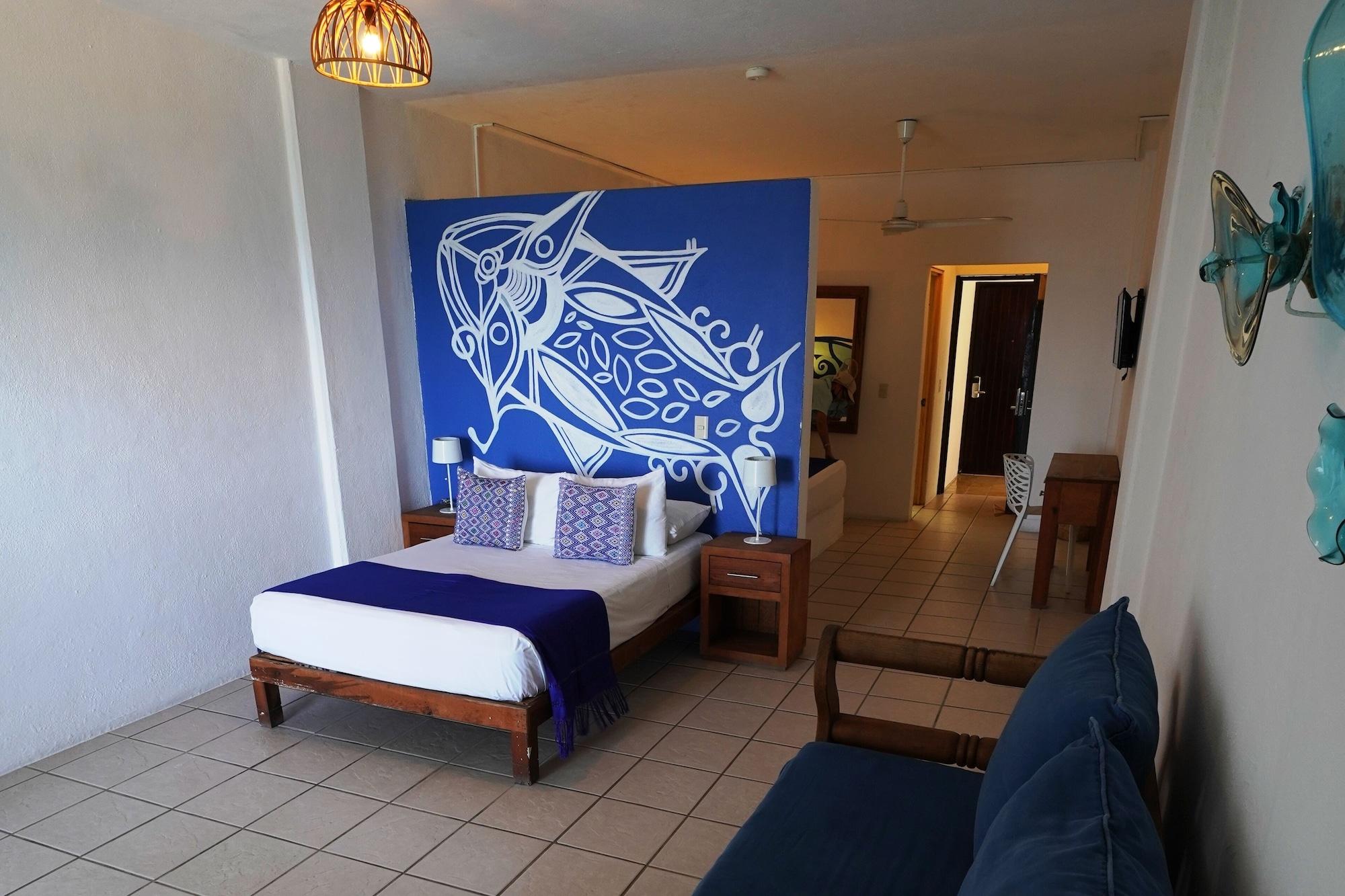 Emperador Vallarta Beachfront Hotel And Suites Puerto Vallarta Bagian luar foto