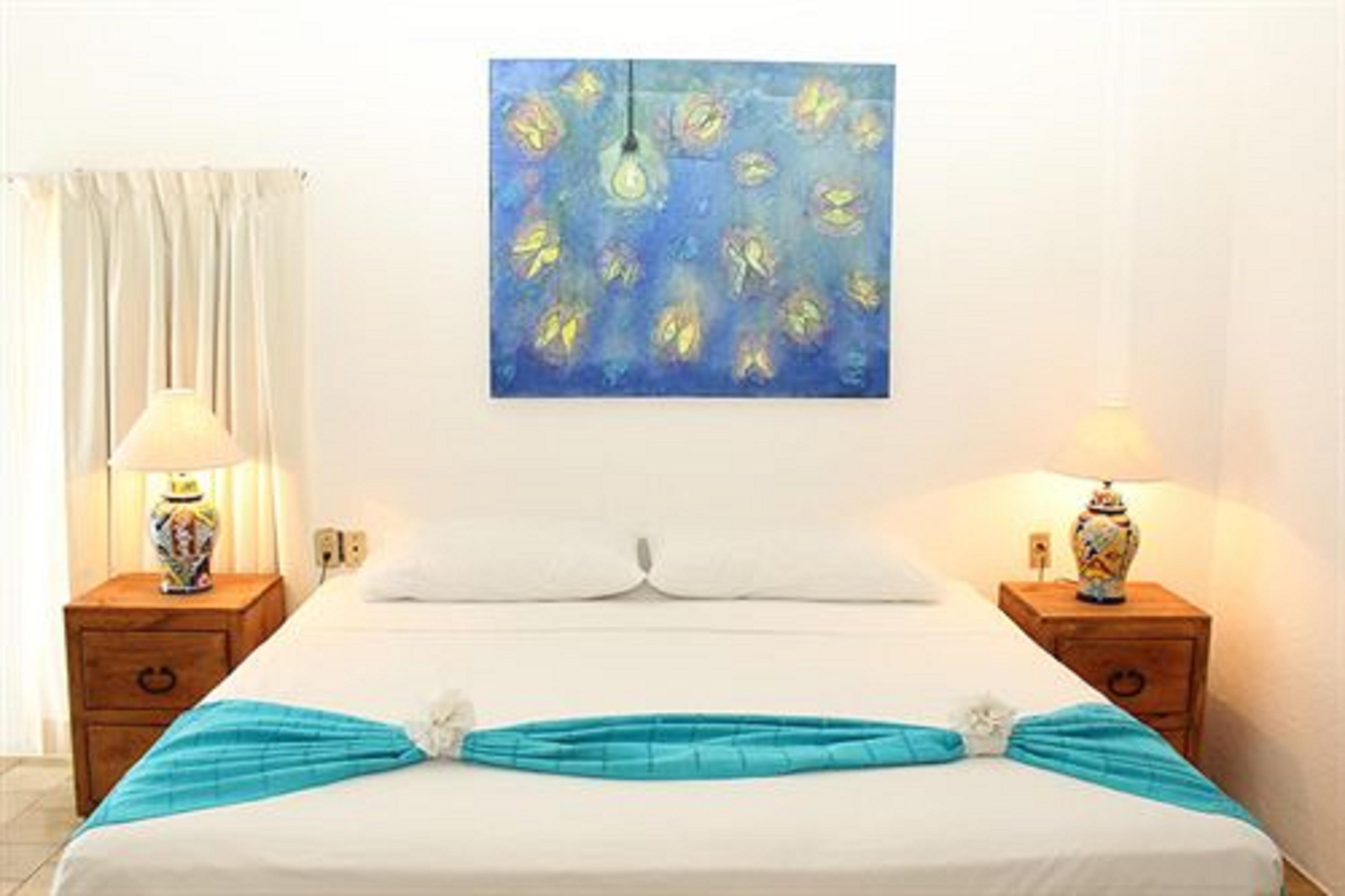 Emperador Vallarta Beachfront Hotel And Suites Puerto Vallarta Bagian luar foto